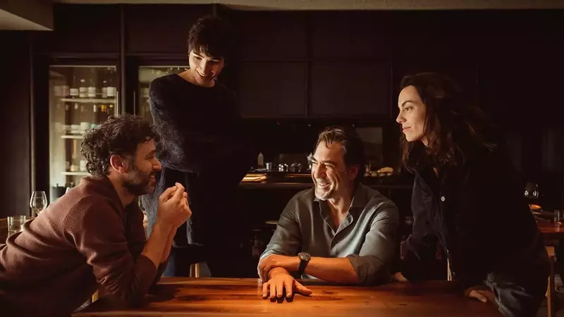 Inmersión Gastronómica en el Cine: Los Escenarios Culinarios de 'El Ser Querido'