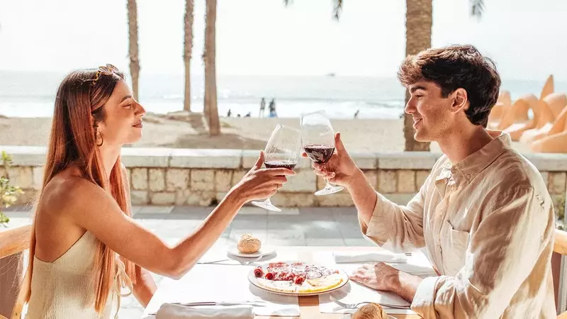 Bodegas Emilio Moro Triunfa con su Innovadora Campa￱a "Re-wine your summer"