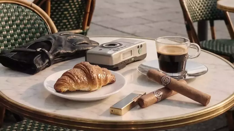 La Armonía Perfecta: Café y Habano Montecristo Edmundo
