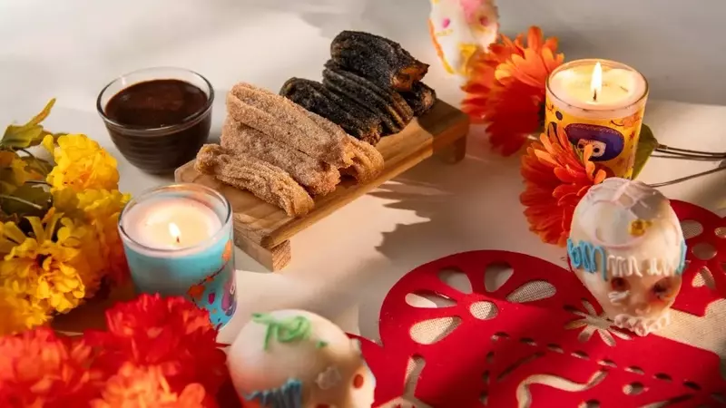 Churros con Sabor a Pan de Muerto: Una Delicia Estacional Crujiente y Aromática