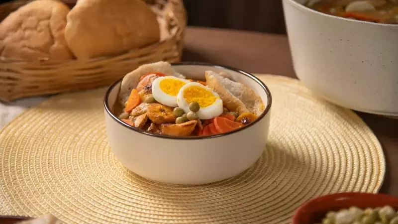 Sopa de Pan Casera: Un Viaje de Sabores y Tradición