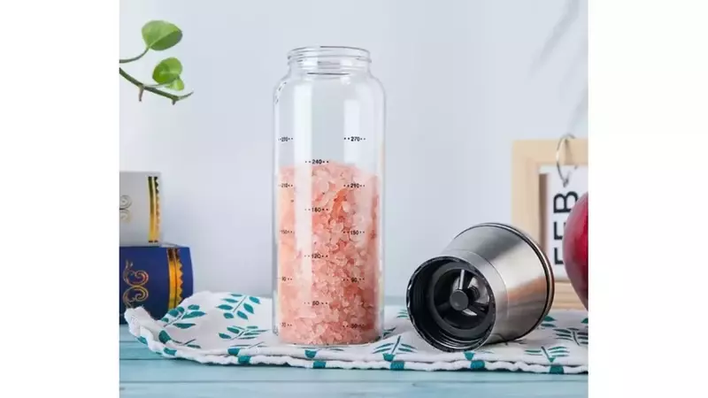 El Enigma de las Marcas en la Base de los Frascos de Especias: Un Secreto Culinario Revelado