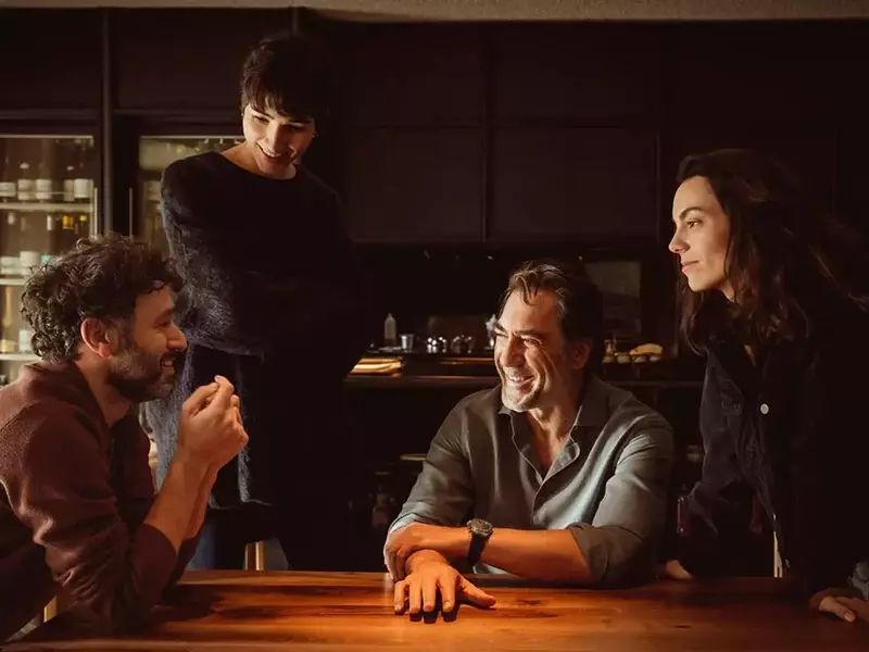 Inmersión Gastronómica en el Cine: Los Escenarios Culinarios de 'El Ser Querido'